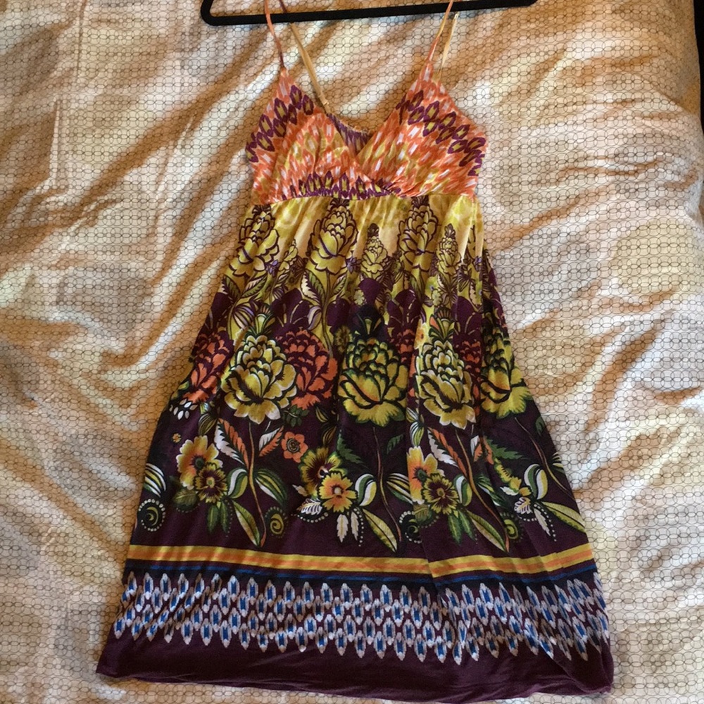S - Gorgeous ANTHROPOLOGIE night gown